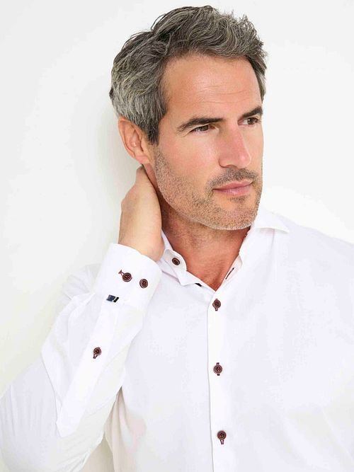 R2 Shirt Fine Twill White Model / Voorkant