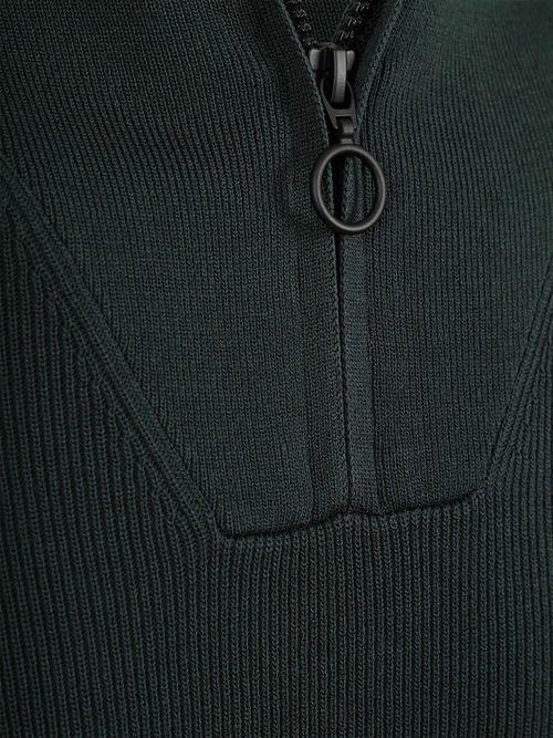 Sweter Suitable Tias Cooldry Knit z zamkiem half zip, w kolorze mchu Product / Detail