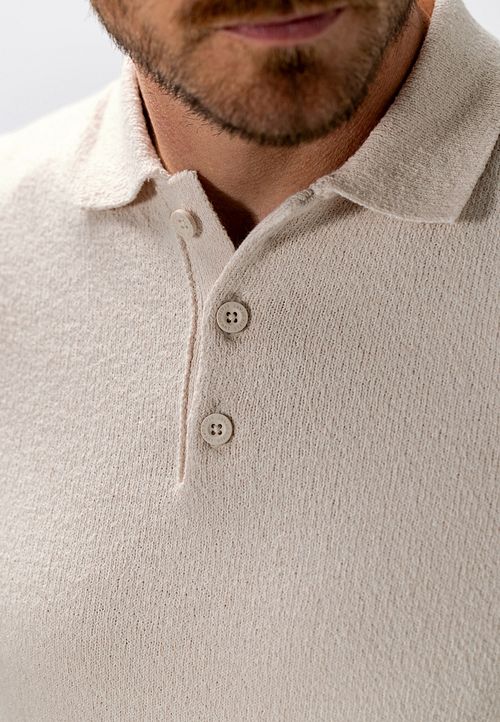 State of Art Strikket Polo Bouclé Ecru Model / Detail