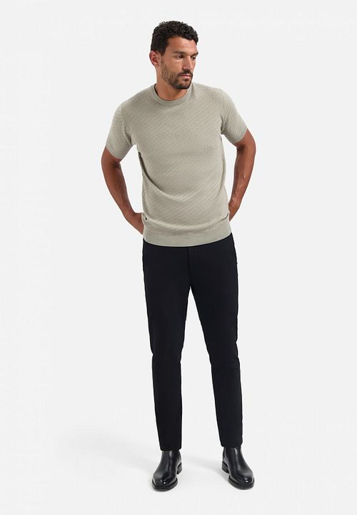 No-Excess Knitted T-Shirt Clay Model / Voorkant