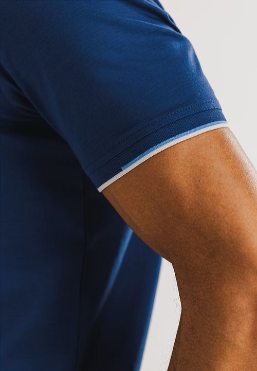 State of Art Poloshirt Jersey Blå Model / Detail