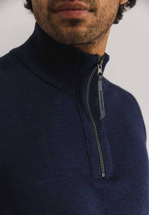 Sweter z półgolfem Half Zip State Of Art w kolorze granatowym Model / Detail