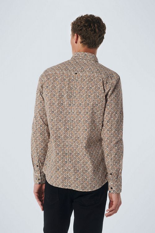 Camicia No Excess con stampa caramello Model / Achterkant