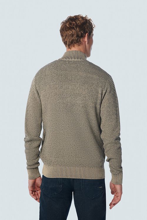 Ingen skjorte, ingen sjov? Tænk igen! No Excess Vest Zipper Greige bringer stil og at Model / Achterkant