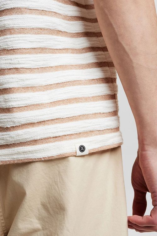 Anerkjendt Kikki T-Shirt arancione a righe Model / Detail