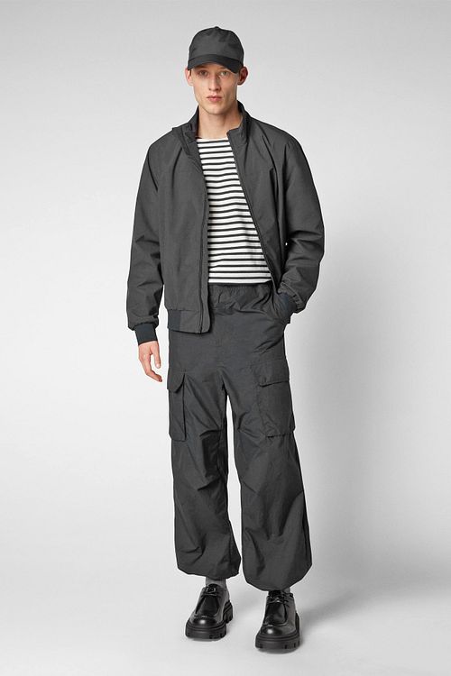 Kurtka Save The Duck Finlay w kolorze antracytowym Model / Voorkant