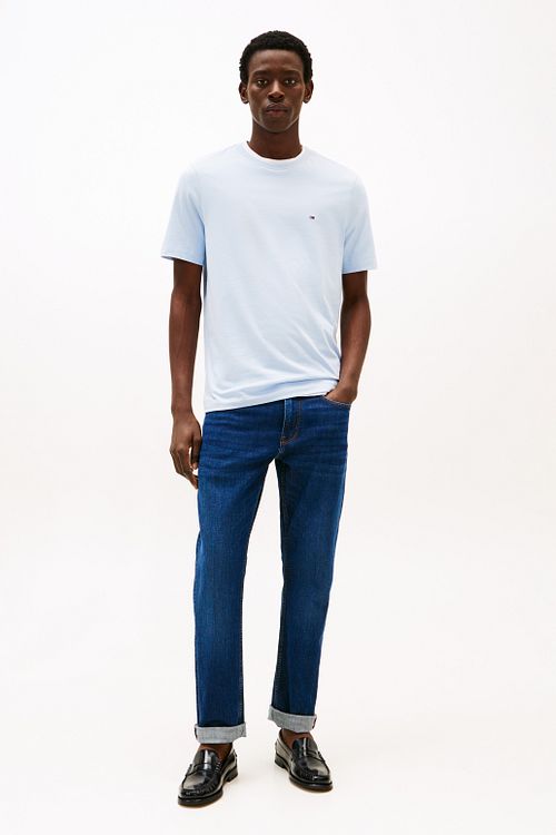 Tommy Hilfiger T-Shirt Essential Azzurro Chiaro Model / Voorkant