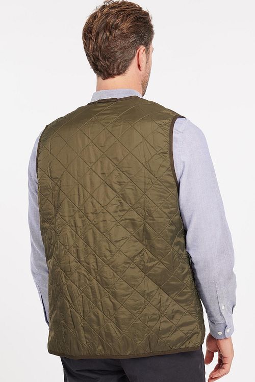 Barbour Doublure Polarquilt Vert Model / Achterkant