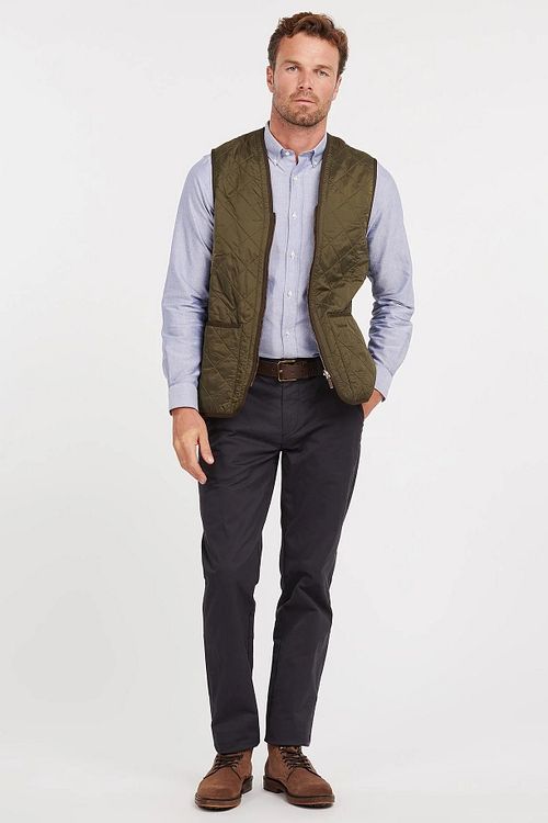 Barbour Foder Polarquilt Grön Model / Voorkant