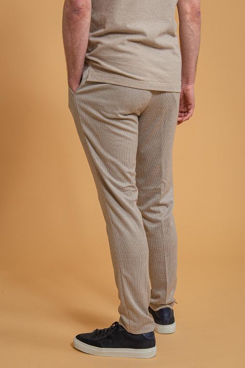 Suitable Bukser Jersey Hahnentritt Beige Model / Achterkant