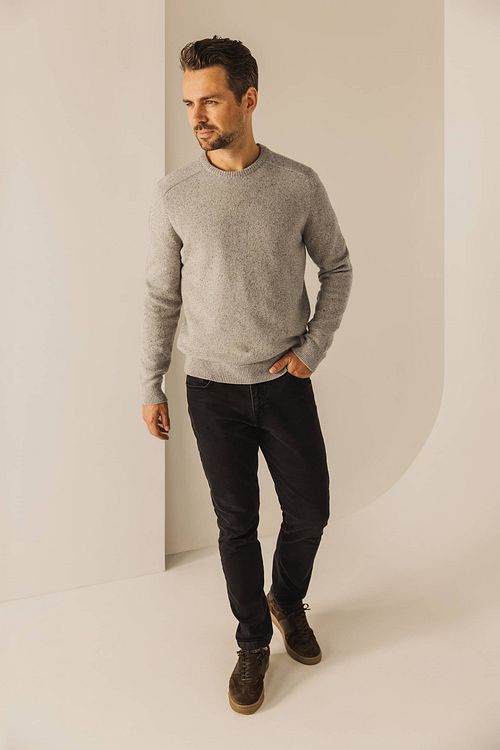 Maglione State Of Art Donegal Mélange Beige Model / Voorkant