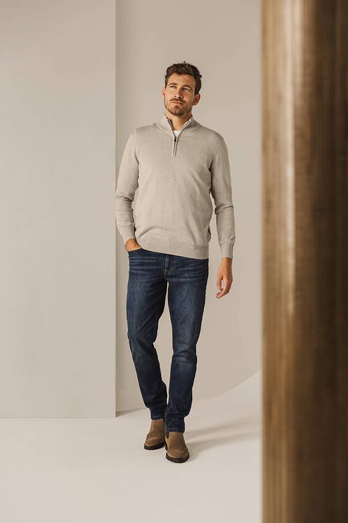 State Of Art Pull Half Zip Oak Ecru Model / Voorkant
