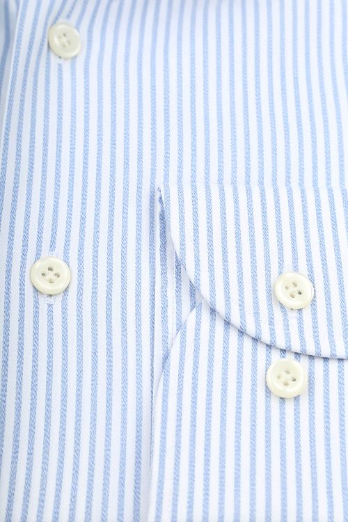 Profuomo Skjorte Med Ekstra Lange Armer Travel Stripet Lys Blå Product / Detail