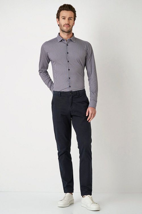 Desoto Skjorte Tidløs Eleganse Trykk Mørkeblå Model / Voorkant