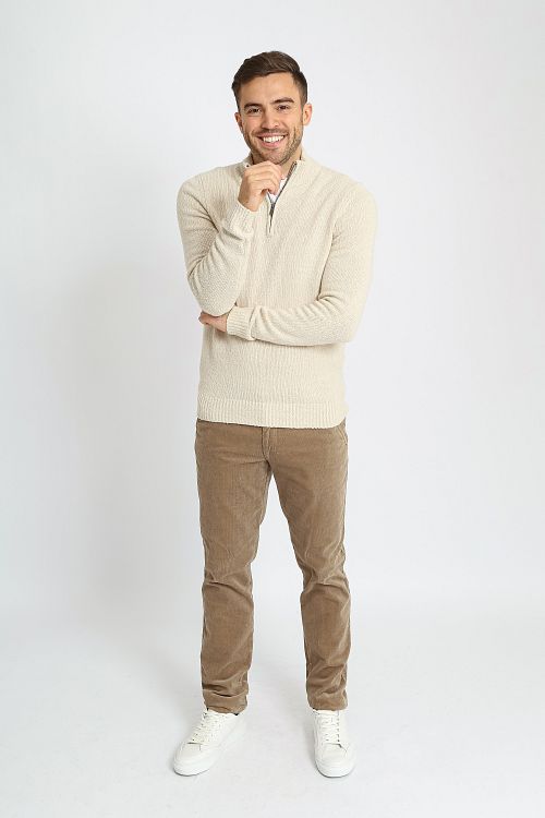 Jersey Half Zip Suitable en lana cocida ecru Model / Voorkant