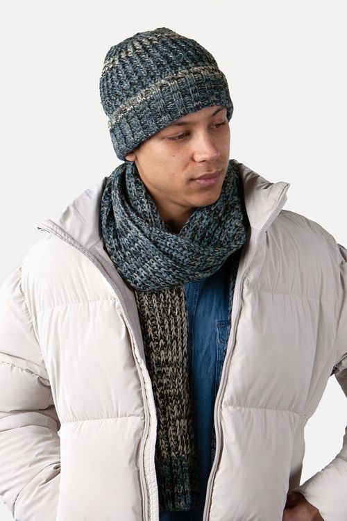 Barts Akotan Schal Blau Model / Voorkant