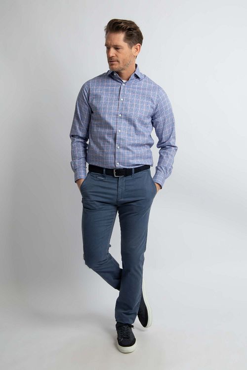 Steppin' Out Chino Northport Indigo Blauw Model / Voorkant