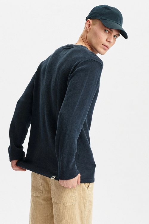 Anerkjendt Pull Sail Bleu Foncé Model / Achterkant