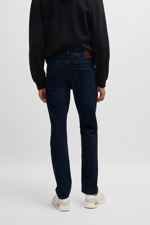 BOSS Delaware Jeans Mörkblått Model / Achterkant