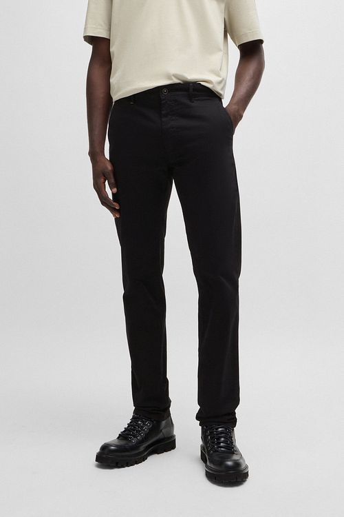 BOSS Chinosy Slim czarne Model / Voorkant