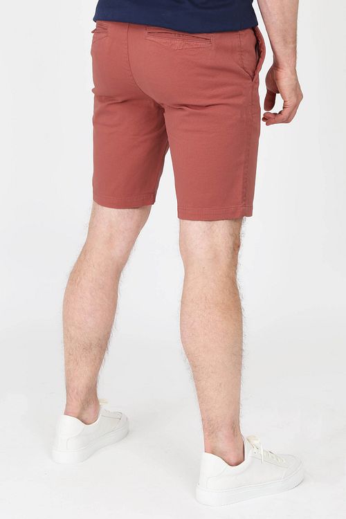 Suitable Ferdi Short jasnoczerwone Model / Achterkant