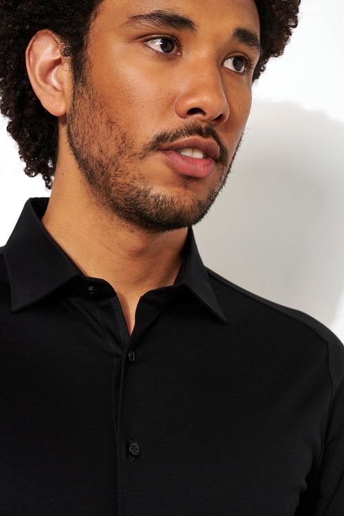 Desoto Skjorta Kent Svart Model / Detail