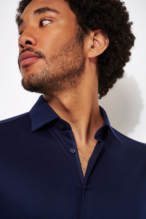 Desoto Skjorta Strykfri Kent Mörkblå Model / Detail