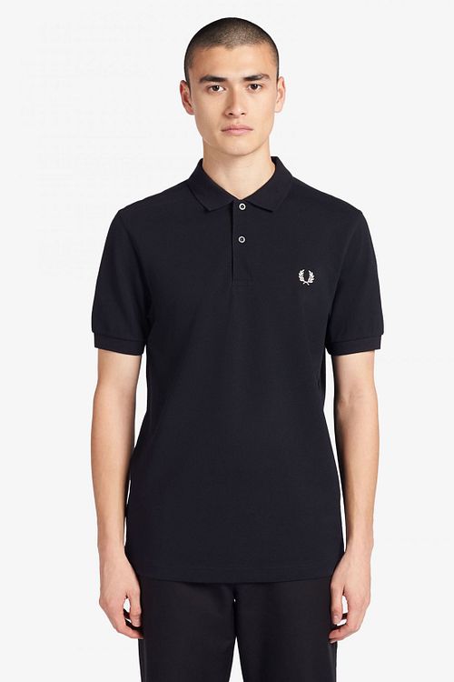 Fred Perry Polo Basique Marine Model / Voorkant