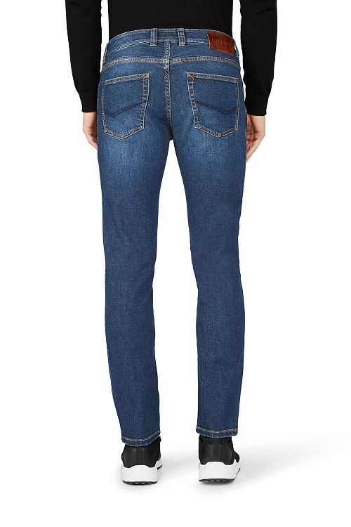 Gardeur Sandro Jeans Blue Slim Fit Model / Achterkant