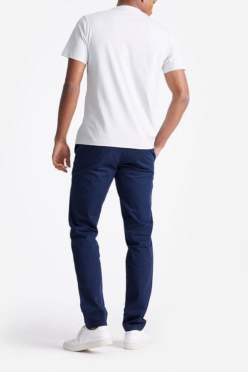 King Essentials The Steve T-Shirt Gris Clair Model / Achterkant