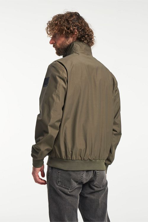 Tenson Stewart MPC Jacke Olivgrün Model / Achterkant