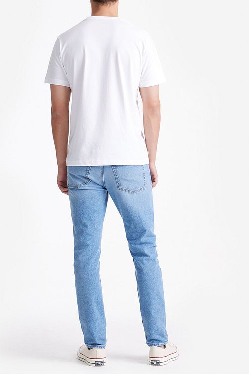 King Essentials The Steve T-Shirt Hvid Model / Achterkant