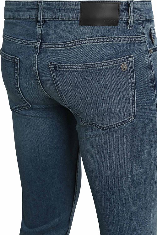 Jeansy BOSS Delaware w kolorze średniego niebieskiego Product / Detail