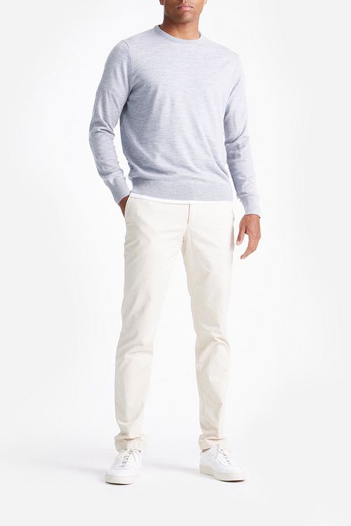 KING Essentials The John Pullover in lana merino grigio chiaro Model / Voorkant