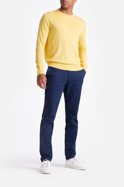 King Essentials The John Pullover Merino Geel Model / Voorkant