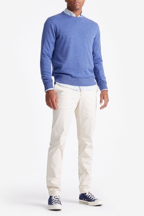 King Essentials The John Pullover Merino Mid Blauw Model / Voorkant
