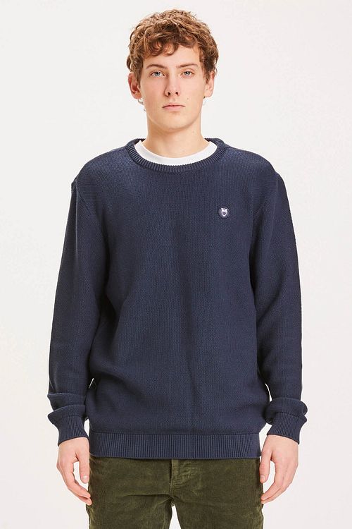 KnowledgeCotton Apparel Trøje Field Mørkeblå Model / Voorkant