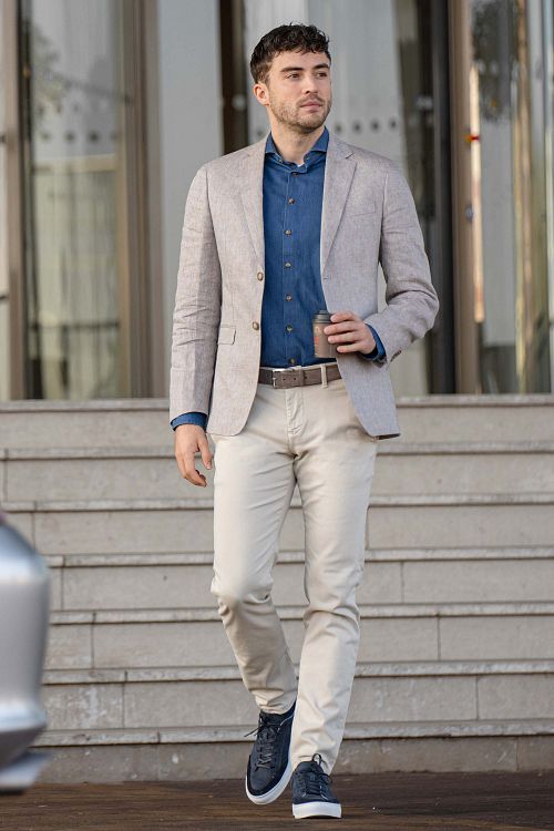 Mac Jeans Pantalon Driver Kit Model / Sfeerbeeld avec Bram