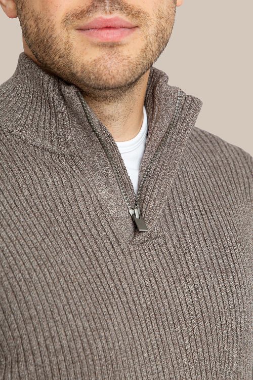 Suitable Mou Maglione Half Zip Taupe Model / Voorkant