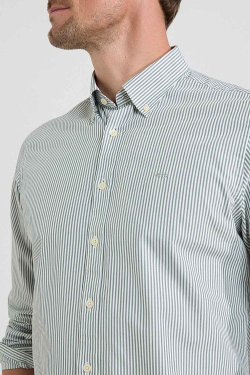 McGregor Skjorte i Poplin med Stripetrekk i Salviegrønn Model / Detail