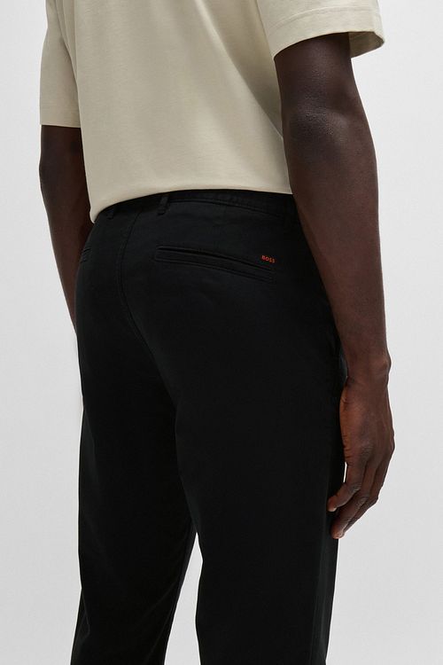 Chino Slim BOSS negro Model / Detail