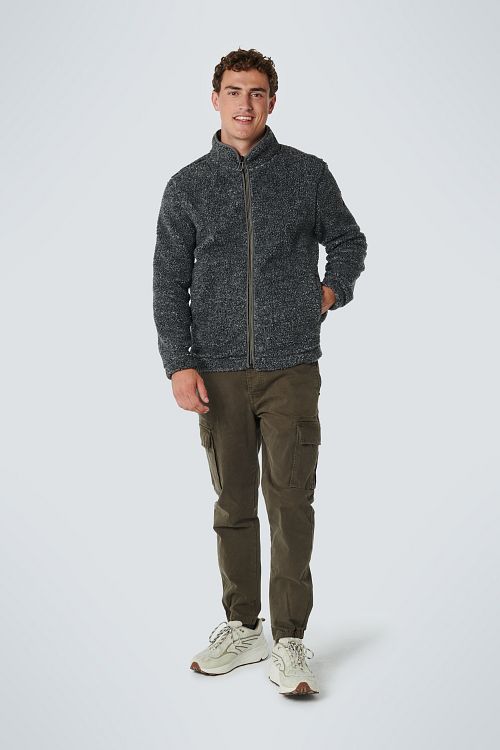 No Excess Vest Donkergrijs Model / Voorkant