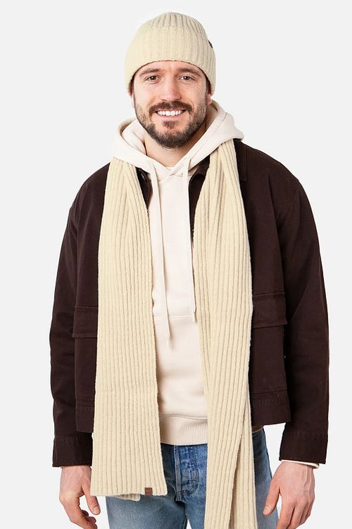 Barts Wyon Muts Ecru Model / Voorkant