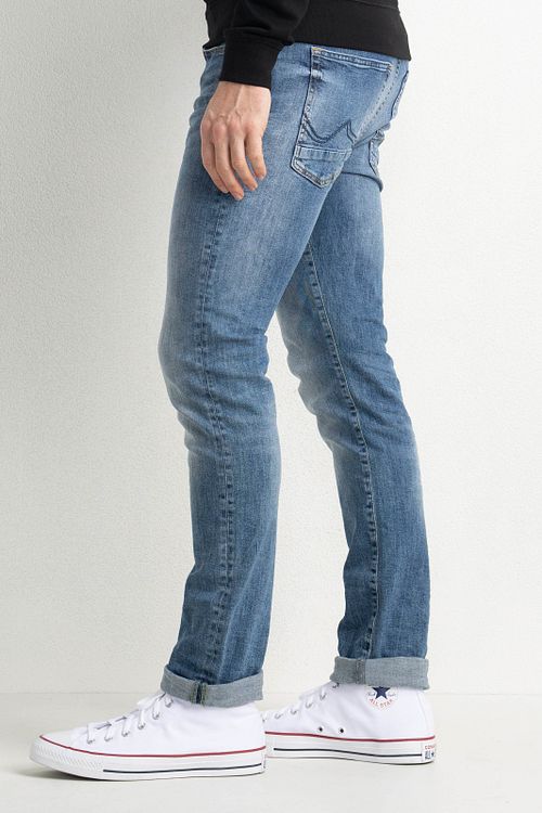Petrol Seaham jeans Indigo Blue Model / Zijkant