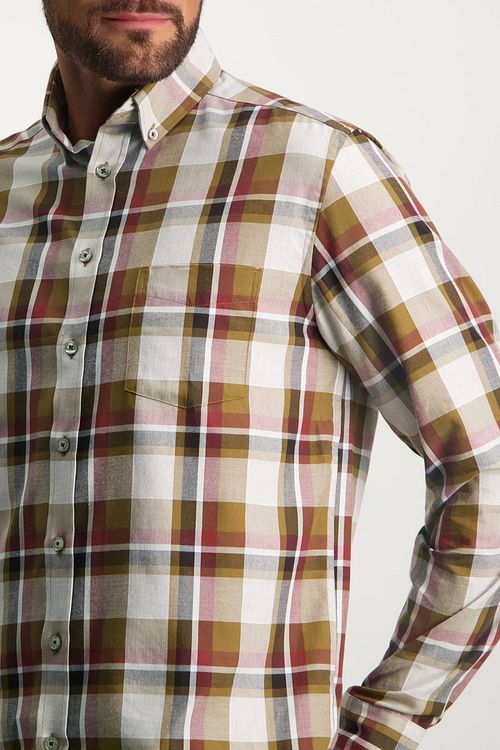 Camicia State Of Art a quadri rossa Model / Detail