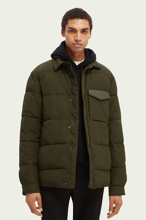 Scotch and Soda Waterafstotende Jas Donkergroen Model / Voorkant