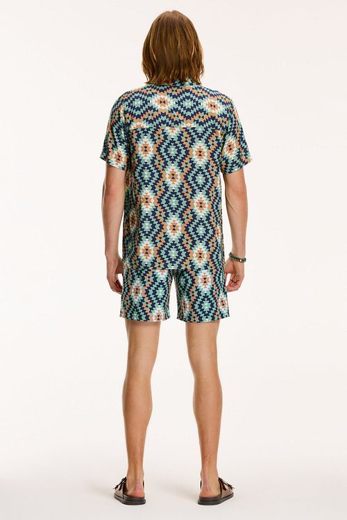 Shiwi Hemd Mayan Geo Groen Model / Achterkant