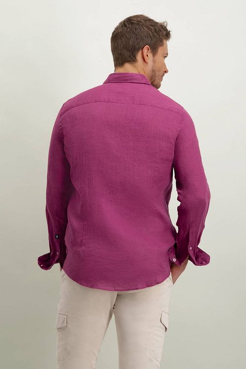 State Of Art Overhemd Linnen Kersenrood Model / Achterkant
