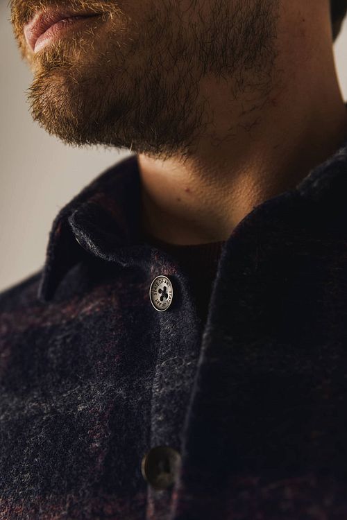 State Of Art Overshirt Wool Blend Checkered Navy Model / Detail
