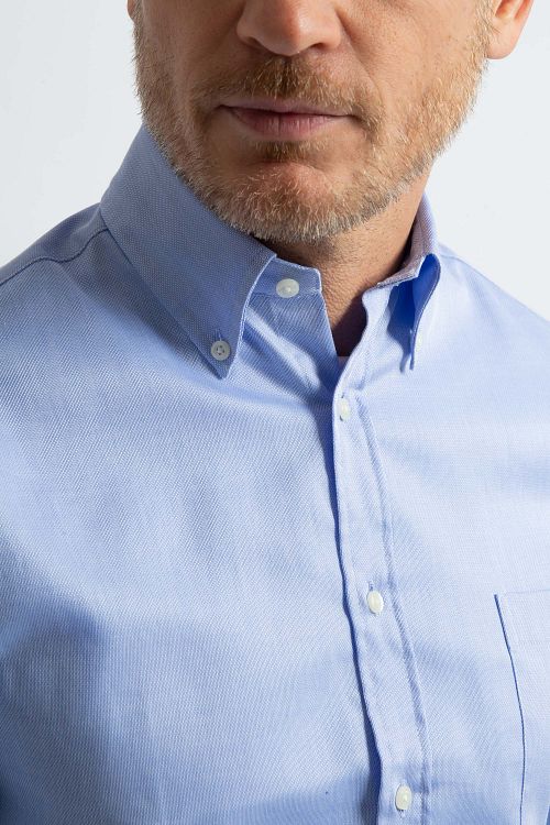 Steppin' Out Skjorte Regular-fit Dobby Lysblå Regular-fit Model / Detail